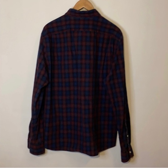 BUNDLE (3) JCREW BUTTON DOWNS - Picture 7 of 9